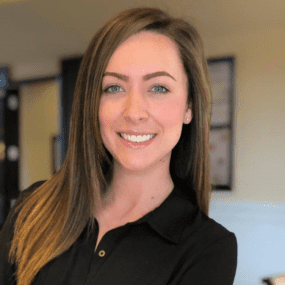 Courtney Snow - RTR Broker
