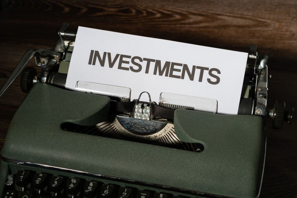 4 Best Investments to Make in Your 20s: Assets to Buy for Long-Term Wealth (And Early Retirement)